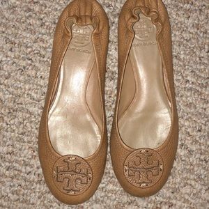 Tan Tory Burch